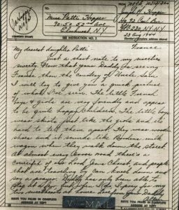 A v-mail letter from 1944 sent from Joseph "Allen" Hopper to his daughter Patti